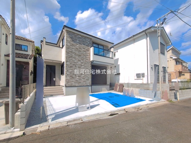 G00396509 東京都小金井市東町１丁目 新築一戸建て 9599万円 土地面積143.76m² (約43.48坪) 建物面積111.99m² (約33.87坪) 間取り４ＬＤＫ 築年月2026年08月(築１年以内)【外観10】