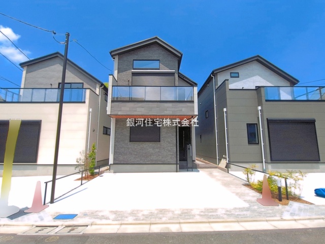 G00396759 東京都世田谷区上祖師谷２丁目 新築一戸建て 1億1949万円 土地面積118.87m² (約35.95坪) 建物面積93.98m² (約28.42坪) 間取り３ＬＤＫ 築年月2026年06月(築１年以内)【外観10】