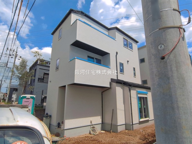 G00397193 埼玉県さいたま市大宮区寿能町２丁目 新築一戸建て 6180万円 土地面積90.43m² (約27.35坪) 建物面積97.90m² (約29.61坪) 間取り３ＬＤＫ 築年月2026年09月