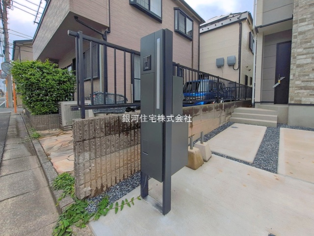 G00397281 東京都葛飾区細田１丁目 新築一戸建て 7999万円 土地面積113.58m² (約34.35坪) 建物面積112.07m² (約33.90坪) 間取り４ＬＤＫ 築年月2026年07月(築１年以内)【外観5】