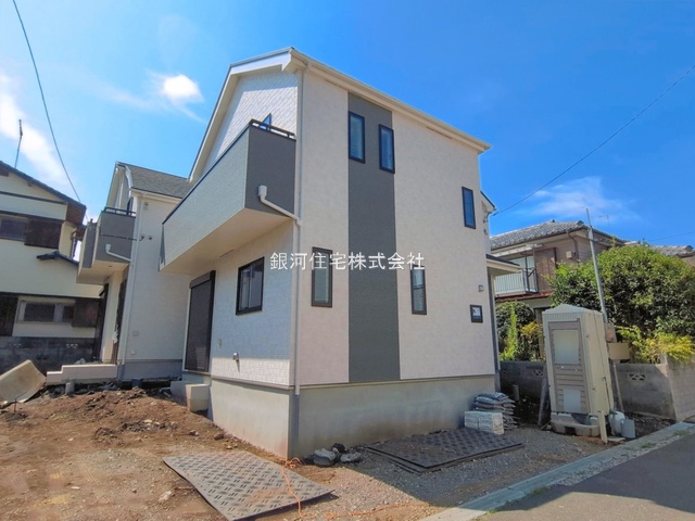 G00397330 東京都八王子市散田町２丁目 新築一戸建て 3990万円 土地面積100.11m² (約30.28坪) 建物面積79.90m² (約24.16坪) 間取り３ＬＤＫ 築年月2026年09月(築１年以内)【外観4】