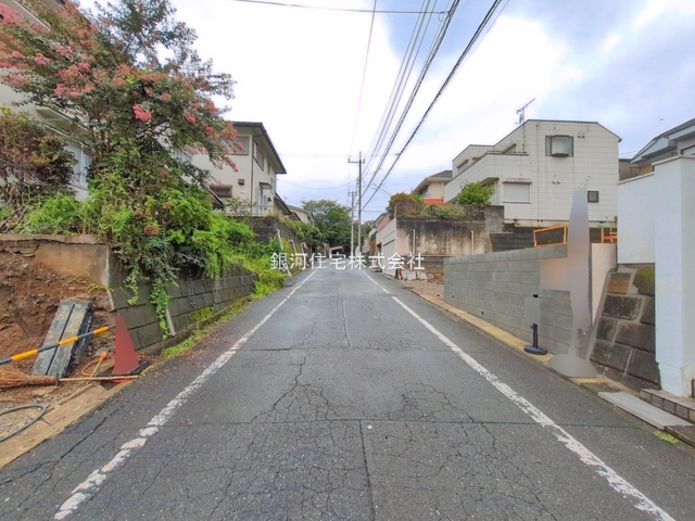 G00397331 東京都八王子市宇津木町 新築一戸建て 3980万円 土地面積176.01m² (約53.24坪) 建物面積106.10m² (約32.09坪) 間取り４ＬＤＫ 築年月2026年11月【外観7】