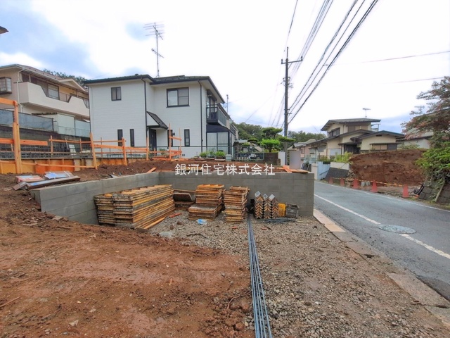 G00397331 東京都八王子市宇津木町 新築一戸建て 3980万円 土地面積176.01m² (約53.24坪) 建物面積106.10m² (約32.09坪) 間取り４ＬＤＫ 築年月2026年11月【外観12】