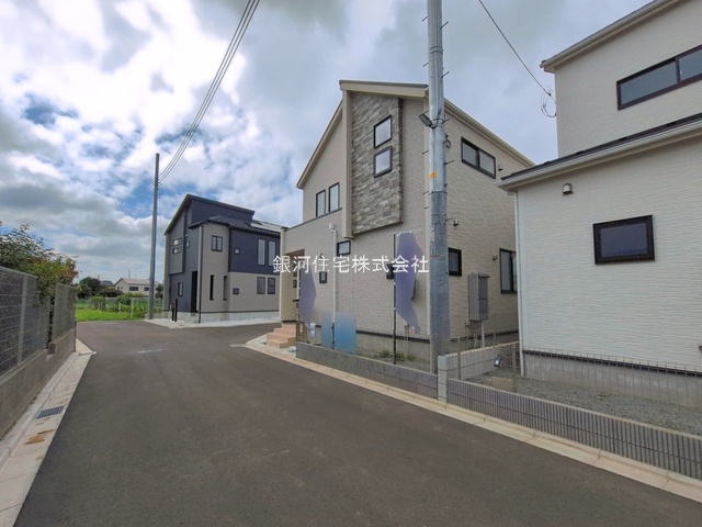 G00397356 東京都町田市小山町 新築一戸建て 4180万円 土地面積158.67m² (約47.99坪) 建物面積100.84m² (約30.50坪) 間取り４ＬＤＫ 築年月2026年05月(築１年以内)【外観9】