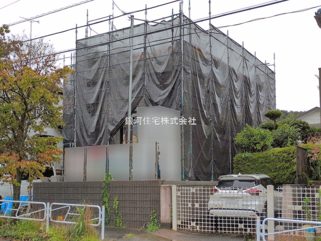 G00397408 東京都八王子市北野台３丁目 新築一戸建て 5499万円 土地面積169.06m² (約51.14坪) 建物面積112.41m² (約34.00坪) 間取り４ＬＤＫ 築年月2026年09月(築１年以内)【外観2】