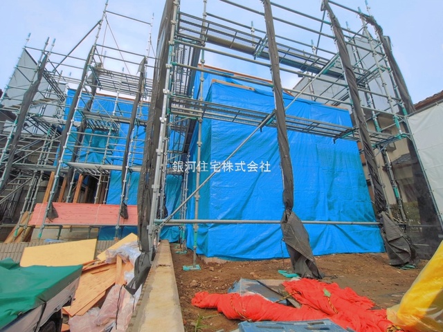G00397408 東京都八王子市北野台３丁目 新築一戸建て 5499万円 土地面積169.06m² (約51.14坪) 建物面積112.41m² (約34.00坪) 間取り４ＬＤＫ 築年月2026年09月(築１年以内)【外観8】