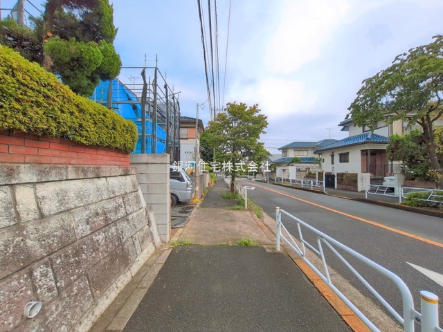 G00397408 東京都八王子市北野台３丁目 新築一戸建て 5499万円 土地面積169.06m² (約51.14坪) 建物面積112.41m² (約34.00坪) 間取り４ＬＤＫ 築年月2026年09月(築１年以内)【外観9】
