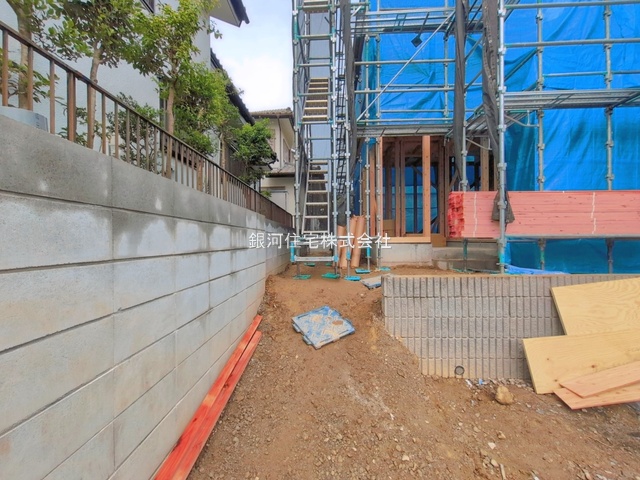 G00397408 東京都八王子市北野台３丁目 新築一戸建て 5499万円 土地面積169.06m² (約51.14坪) 建物面積112.41m² (約34.00坪) 間取り４ＬＤＫ 築年月2026年09月(築１年以内)【外観18】