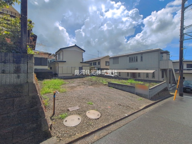 G00397409 神奈川県横浜市金沢区釜利谷西３丁目 新築一戸建て 5980万円 土地面積181.02m² (約54.75坪) 建物面積106.92m² (約32.34坪) 間取り４ＬＤＫ 築年月2027年02月【外観12】