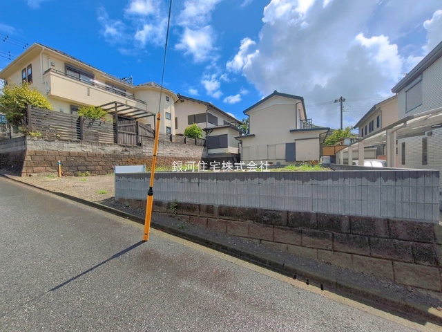 G00397409 神奈川県横浜市金沢区釜利谷西３丁目 新築一戸建て 5980万円 土地面積181.02m² (約54.75坪) 建物面積106.92m² (約32.34坪) 間取り４ＬＤＫ 築年月2027年02月【外観14】