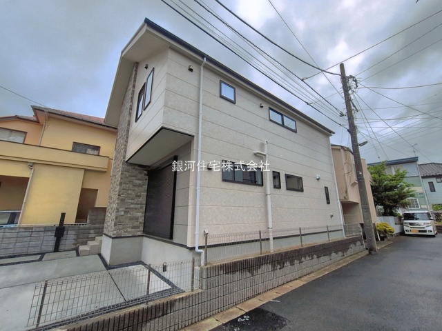 G00397419 千葉県柏市篠籠田 新築一戸建て 4498万円 土地面積122.07m² (約36.92坪) 建物面積105.38m² (約31.87坪) 間取り４ＬＤＫ 築年月2026年05月(築１年以内)【外観5】