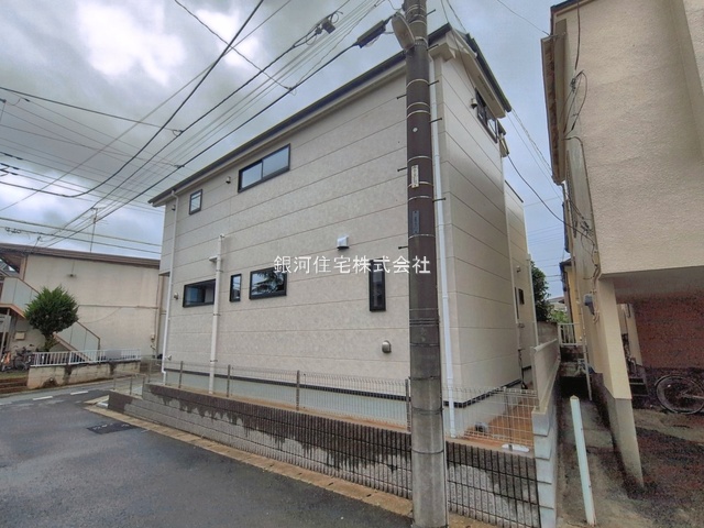 G00397419 千葉県柏市篠籠田 新築一戸建て 4498万円 土地面積122.07m² (約36.92坪) 建物面積105.38m² (約31.87坪) 間取り４ＬＤＫ 築年月2026年05月(築１年以内)【外観6】