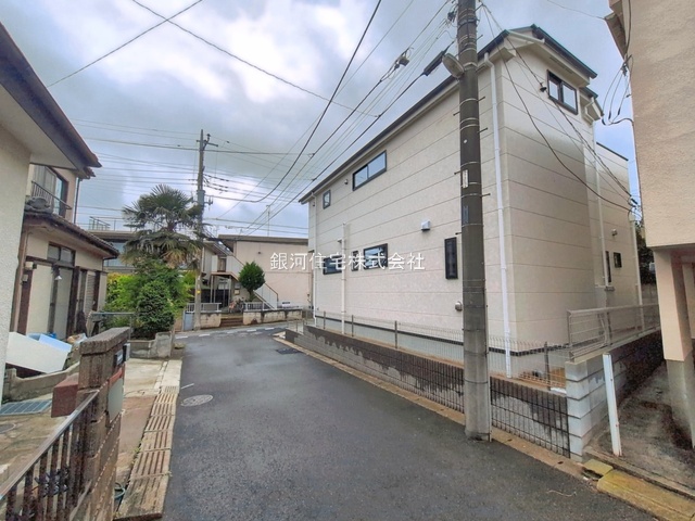 G00397419 千葉県柏市篠籠田 新築一戸建て 4498万円 土地面積122.07m² (約36.92坪) 建物面積105.38m² (約31.87坪) 間取り４ＬＤＫ 築年月2026年05月(築１年以内)【外観7】
