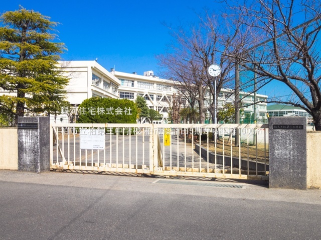 G00397419 千葉県柏市篠籠田 新築一戸建て 4498万円 土地面積122.07m² (約36.92坪) 建物面積105.38m² (約31.87坪) 間取り４ＬＤＫ 築年月2026年05月(築１年以内)【周辺環境】柏市立柏第三中学校