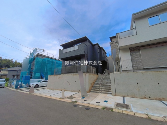 G00397440 千葉県市川市柏井町１丁目 新築一戸建て 4599万円 土地面積120.60m² (約36.48坪) 建物面積101.52m² (約30.70坪) 間取り４ＬＤＫ 築年月2026年06月(築１年以内)【外観11】