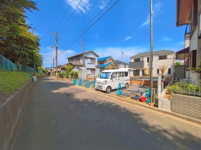 G00397445 千葉県船橋市松が丘２丁目 新築一戸建て 3190万円 土地面積99.44m² (約30.08坪) 建物面積93.98m² (約28.42坪) 間取り４ＬＤＫ 築年月2026年10月【外観10】