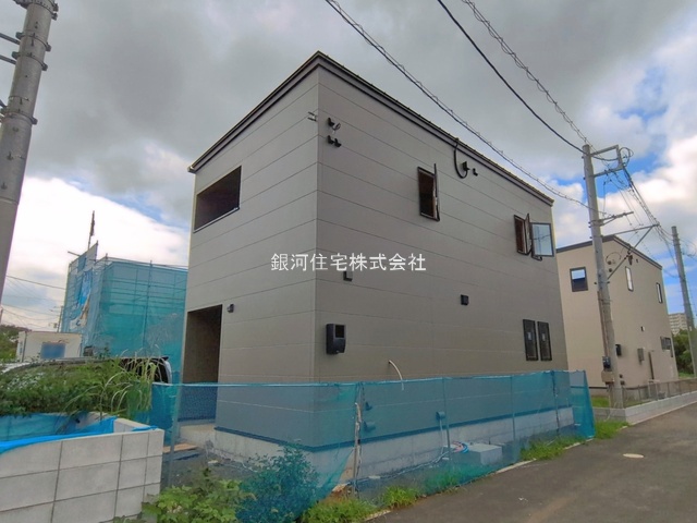 G00397452 千葉県千葉市稲毛区萩台町 新築一戸建て 4990万円 土地面積165.87m² (約50.17坪) 建物面積96.05m² (約29.05坪) 間取り３ＬＤＫ 築年月2026年08月(築１年以内)【外観4】