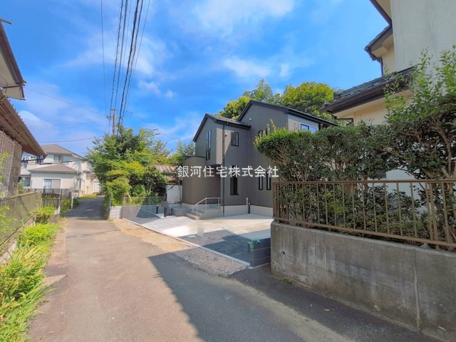 G00397456 千葉県佐倉市最上町 新築一戸建て 3090万円 土地面積169.77m² (約51.35坪) 建物面積103.92m² (約31.43坪) 間取り４ＬＤＫ 築年月2026年08月(築１年以内)【外観3】