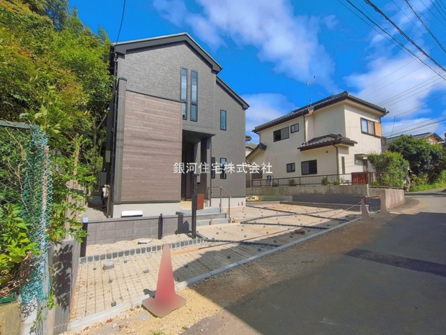 G00397456 千葉県佐倉市最上町 新築一戸建て 3090万円 土地面積169.77m² (約51.35坪) 建物面積103.92m² (約31.43坪) 間取り４ＬＤＫ 築年月2026年08月(築１年以内)【外観5】