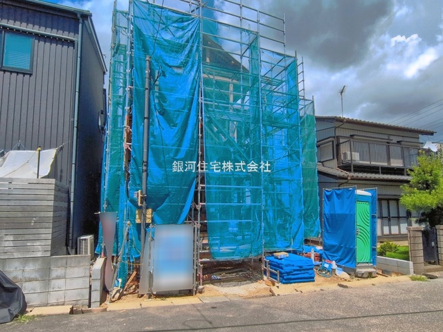 G00397459 千葉県流山市三輪野山１丁目 新築一戸建て 5499万円 土地面積109.32m² (約33.06坪) 建物面積106.40m² (約32.18坪) 間取り４ＬＤＫ 築年月2026年09月(築１年以内)【外観10】