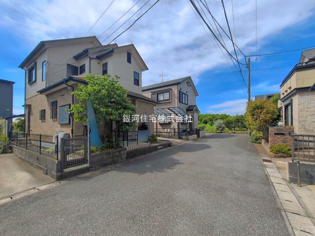 G00398367 千葉県市川市下貝塚３丁目 中古一戸建て 3549万円 土地面積148.78m² (約45.00坪) 建物面積82.66m² (約25.00坪) 間取り４ＬＤＫ 築年月2003年09月(築23年)【外観3】