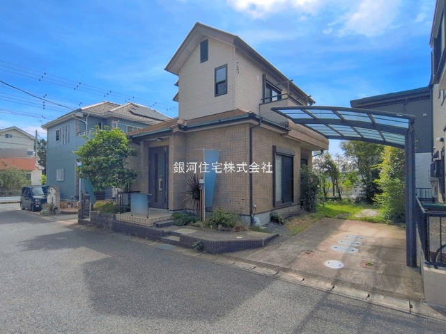 G00398367 千葉県市川市下貝塚３丁目 中古一戸建て 3549万円 土地面積148.78m² (約45.00坪) 建物面積82.66m² (約25.00坪) 間取り４ＬＤＫ 築年月2003年09月(築23年)【外観10】