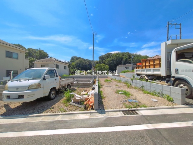 G00398378 東京都八王子市館町 新築一戸建て 3599万円 土地面積137.51m² (約41.59坪) 建物面積99.54m² (約30.11坪) 間取り３ＬＤＫ 築年月2026年10月【外観14】