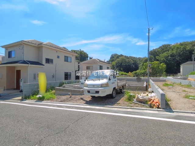 G00398378 東京都八王子市館町 新築一戸建て 3599万円 土地面積137.51m² (約41.59坪) 建物面積99.54m² (約30.11坪) 間取り３ＬＤＫ 築年月2026年10月【外観16】