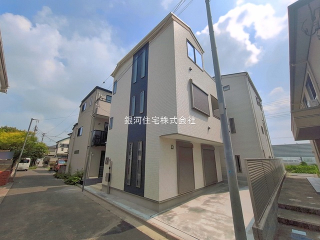 G00398384 千葉県市川市国分６丁目 新築一戸建て 3998万円 土地面積71.24m² (約21.55坪) 建物面積96.88m² (約29.30坪) 築年月2026年07月(築１年以内)【外観2】