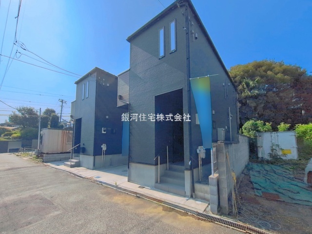 G00398467 千葉県鎌ヶ谷市東道野辺１丁目 中古一戸建て 3199万円 土地面積95.02m² (約28.74坪) 建物面積89.95m² (約27.20坪) 間取り４ＬＤＫ 築年月2023年06月(築3年)【外観9】