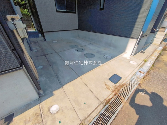 G00398467 千葉県鎌ヶ谷市東道野辺１丁目 中古一戸建て 3199万円 土地面積95.02m² (約28.74坪) 建物面積89.95m² (約27.20坪) 間取り４ＬＤＫ 築年月2023年06月(築3年)【外観10】