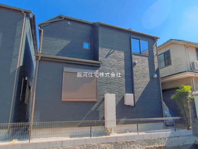 G00398510 神奈川県横浜市金沢区柳町 新築一戸建て 7298万円 土地面積131.22m² (約39.69坪) 建物面積101.85m² (約30.80坪) 間取り４ＬＤＫ 築年月2026年07月(築１年以内)【外観14】