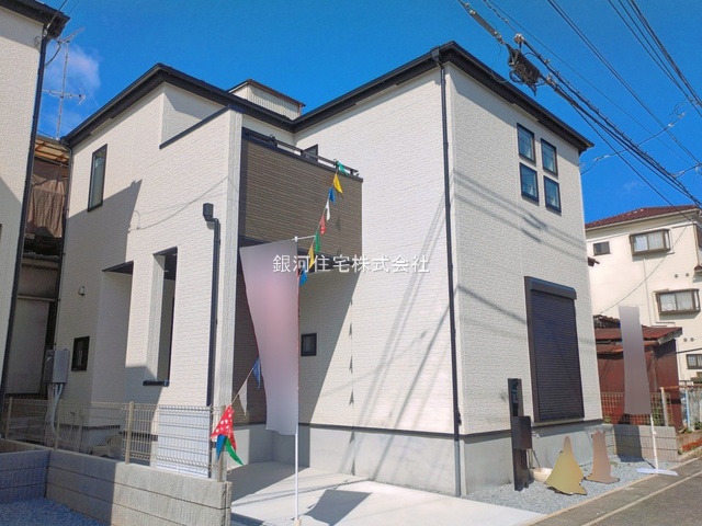 G00398513 埼玉県草加市草加５丁目 新築一戸建て 4880万円 土地面積82.57m² (約24.97坪) 建物面積89.22m² (約26.98坪) 間取り３ＬＤＫ 築年月2026年08月(築１年以内)【外観9】