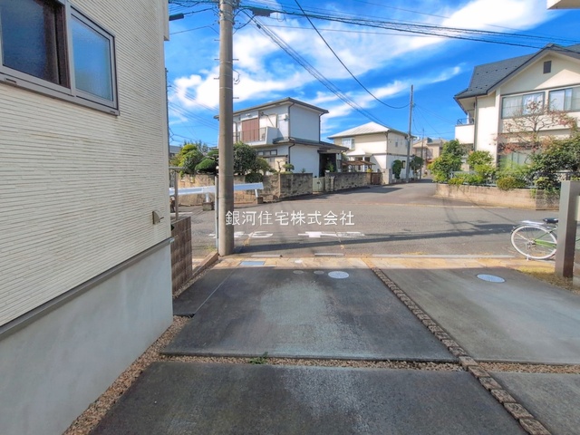 G00398582 東京都多摩市和田 中古一戸建て 3990万円 土地面積92.46m² (約27.96坪) 建物面積73.80m² (約22.32坪) 間取り３ＬＤＫ 築年月2019年01月(築7年)【外観6】