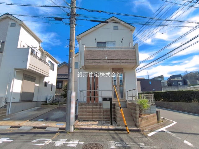 G00398582 東京都多摩市和田 中古一戸建て 3990万円 土地面積92.46m² (約27.96坪) 建物面積73.80m² (約22.32坪) 間取り３ＬＤＫ 築年月2019年01月(築7年)【外観11】