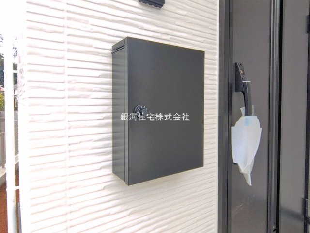 G00398863 東京都西東京市栄町２丁目 新築一戸建て 6499万円 土地面積104.75m² (約31.68坪) 建物面積84.25m² (約25.48坪) 間取り３ＬＤＫ 築年月2026年06月(築１年以内)【外観6】