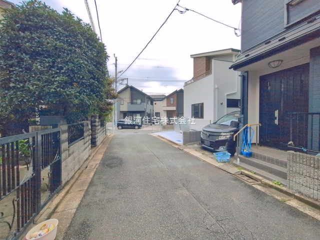 G00398863 東京都西東京市栄町２丁目 新築一戸建て 6499万円 土地面積104.75m² (約31.68坪) 建物面積84.25m² (約25.48坪) 間取り３ＬＤＫ 築年月2026年06月(築１年以内)【外観9】
