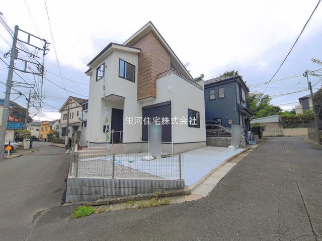G00398863 東京都西東京市栄町２丁目 新築一戸建て 6499万円 土地面積104.75m² (約31.68坪) 建物面積84.25m² (約25.48坪) 間取り３ＬＤＫ 築年月2026年06月(築１年以内)【外観12】