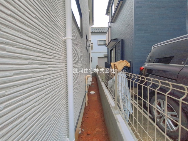 G00398863 東京都西東京市栄町２丁目 新築一戸建て 6499万円 土地面積104.75m² (約31.68坪) 建物面積84.25m² (約25.48坪) 間取り３ＬＤＫ 築年月2026年06月(築１年以内)【外観13】