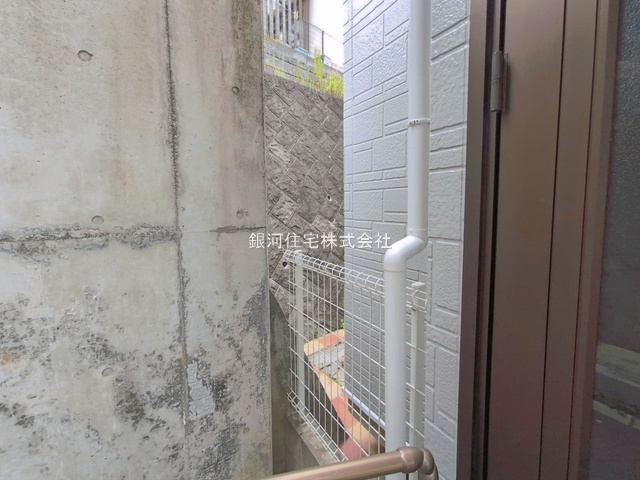 G00398930 神奈川県横浜市緑区三保町 中古一戸建て 4580万円 土地面積128.81m² (約38.96坪) 建物面積90.26m² (約27.30坪) 間取り３ＬＤＫ 築年月2007年06月(築19年)【外観8】