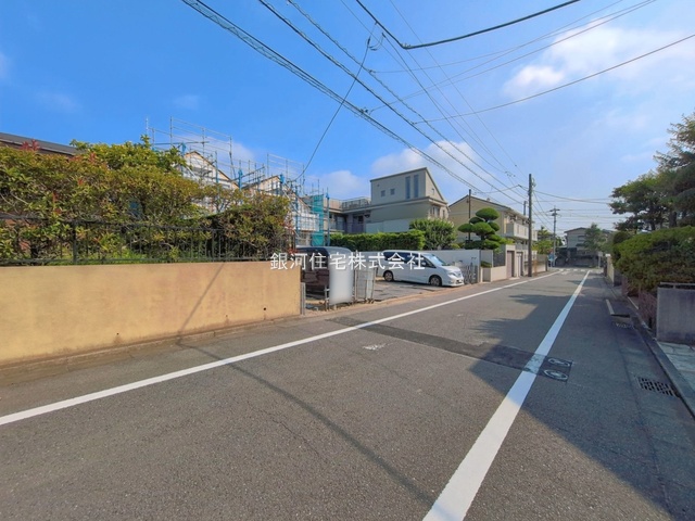 G00399263 神奈川県横浜市磯子区洋光台３丁目 新築一戸建て 8198万円 土地面積172.28m² (約52.11坪) 建物面積102.26m² (約30.93坪) 間取り４ＬＤＫ 築年月2026年10月(築１年以内)【外観17】
