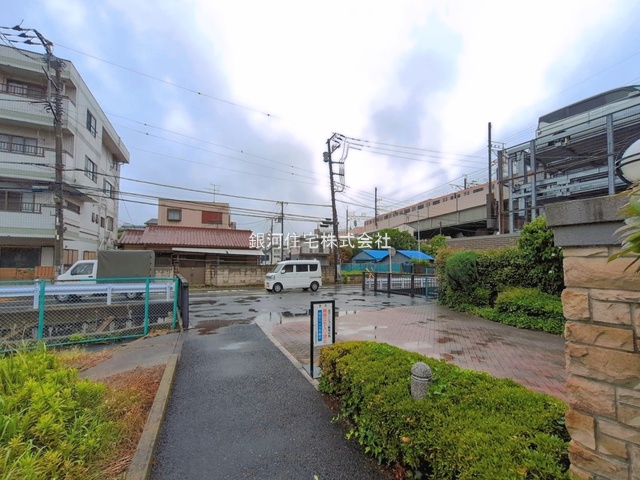 G00399544 千葉県市川市二俣２丁目 中古マンション 6499万円 専有面積81.75m² (約24.72坪) 間取り３ＬＤＫ 所在階5階 築年月2000年09月(築26年)【外観11】
