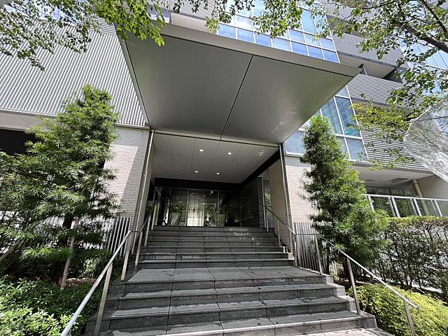 T00080107 東京都渋谷区神宮前１丁目 中古マンション 4800万円 専有面積37.55m² (約11.35坪) 間取り１ＬＤＫ 所在階5階 築年月2009年01月(築16年)【外観2】